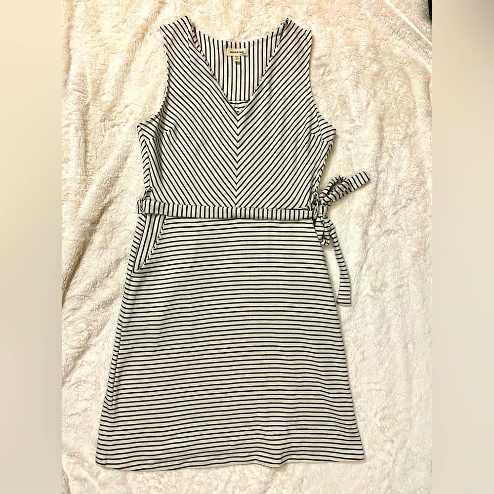 Monteau Women’s Dress Large white and black striped